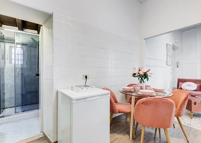 Trevi Fountain - Romedreamhome
